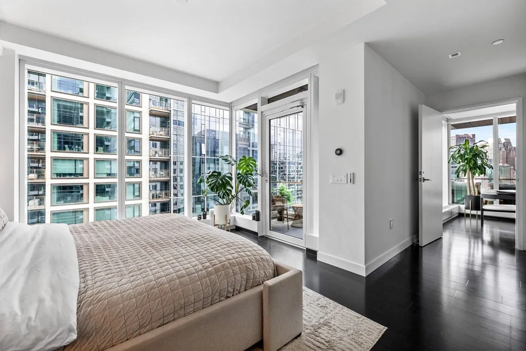 150 Seaport Blvd, Seaport District