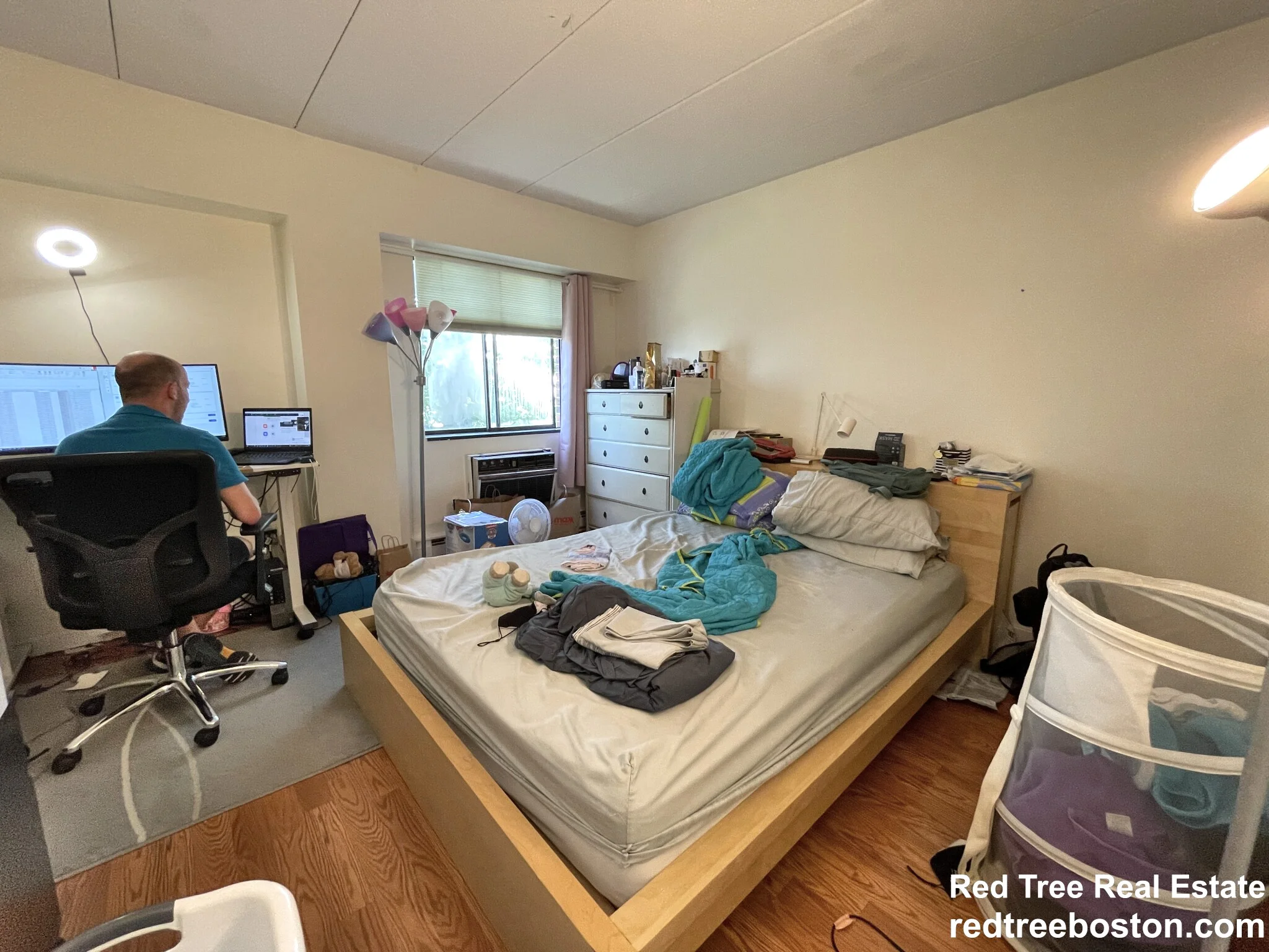 125 Pleasant St, North Brookline