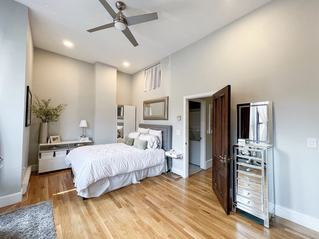 16 Claremont Park, South End