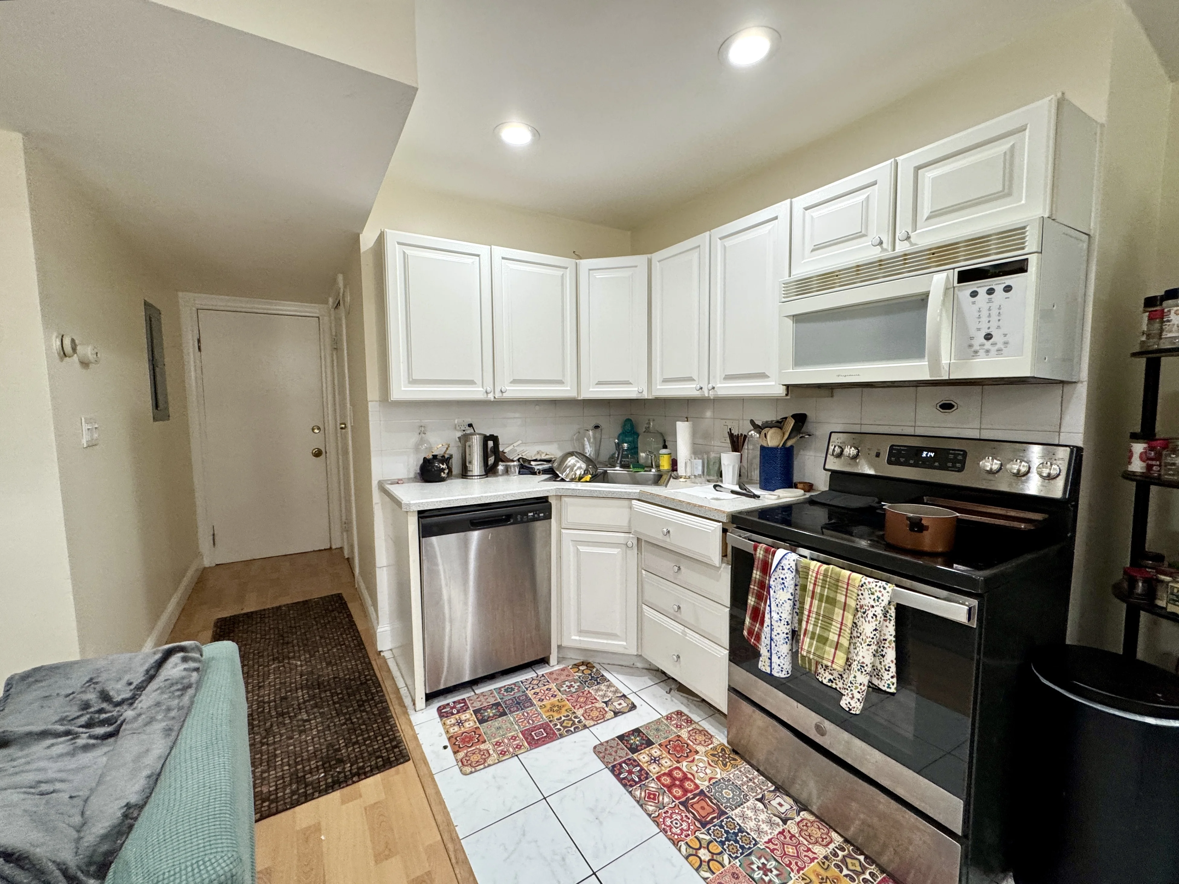 12 Dean Rd, Brookline