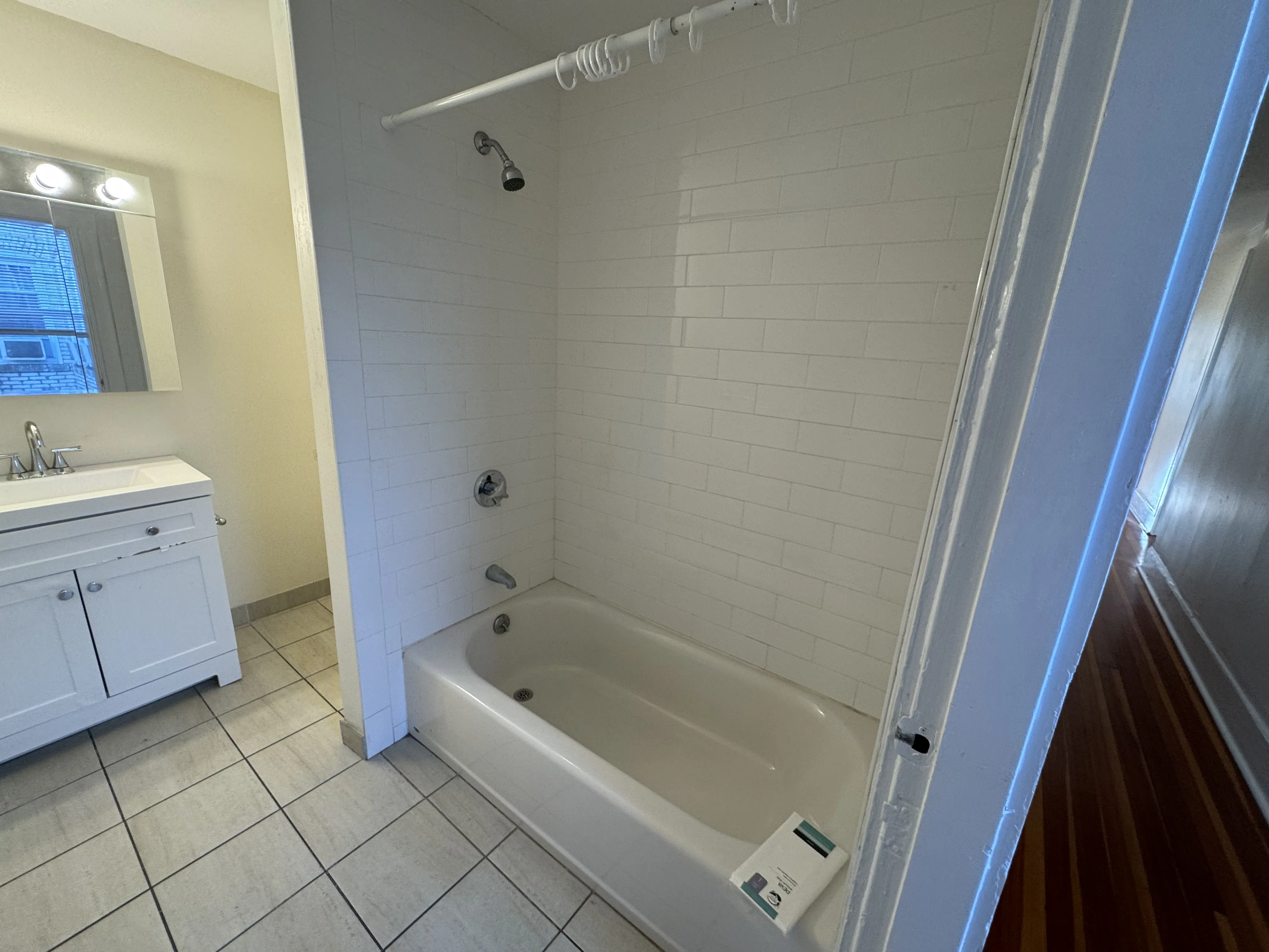 6 Barrows St, Allston