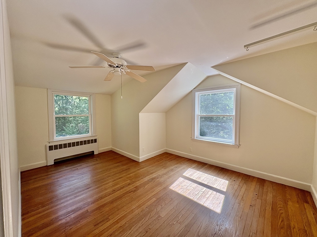 379 Newton St, Chestnut Hill