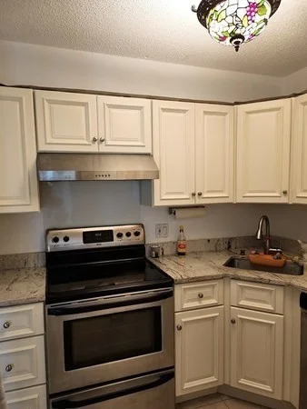 366 Quincy Ave, Quincy