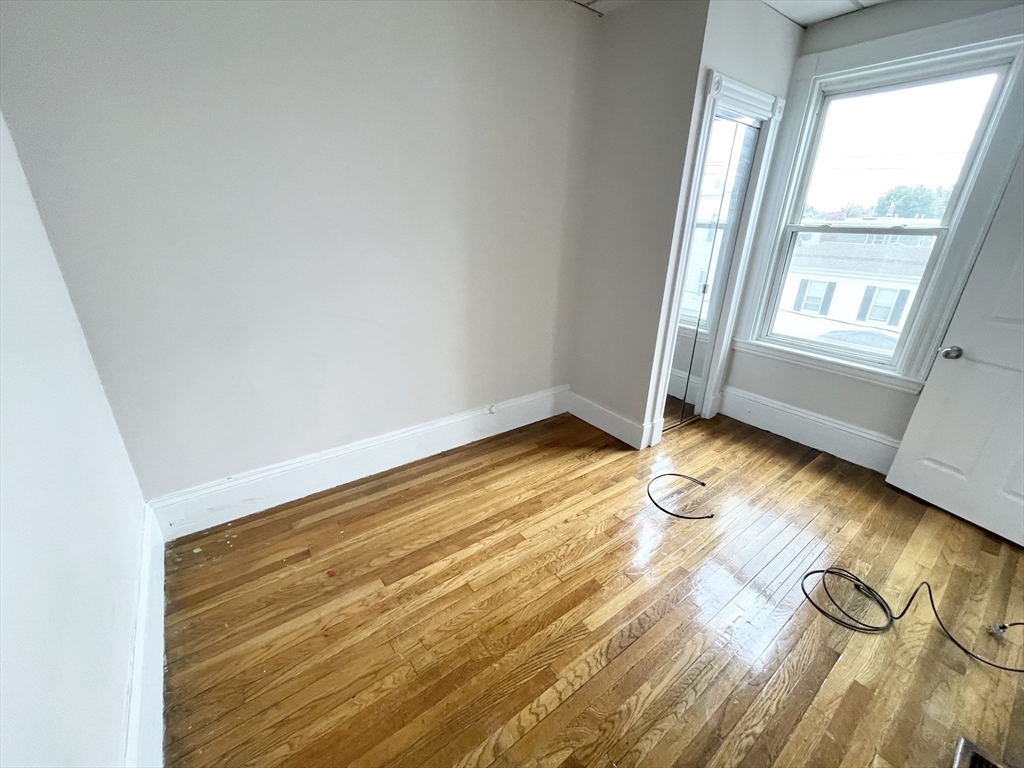 26-28 Harbor View, Dorchester