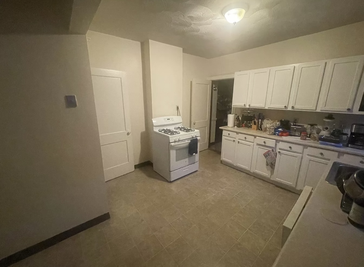 10 Pinkham Rd, Medford