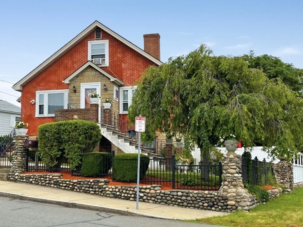 36 Annavoy, East Boston