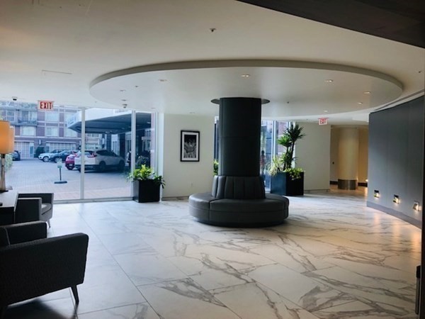 8 Museum Way, East Cambridge