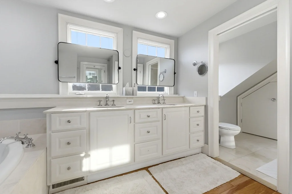 50 River St, Beacon Hill