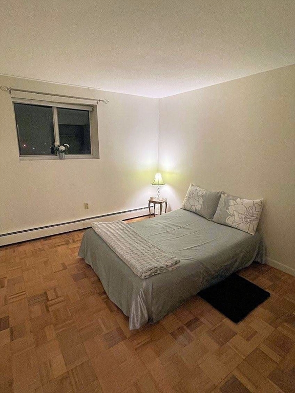 68 Main St, Stoneham