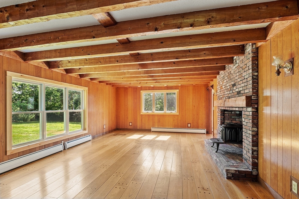 4 Lowest Ln, Rockport