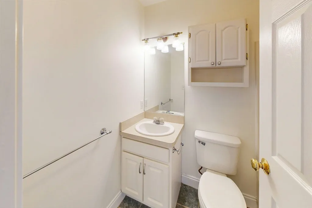 111 West 8th St, South Boston