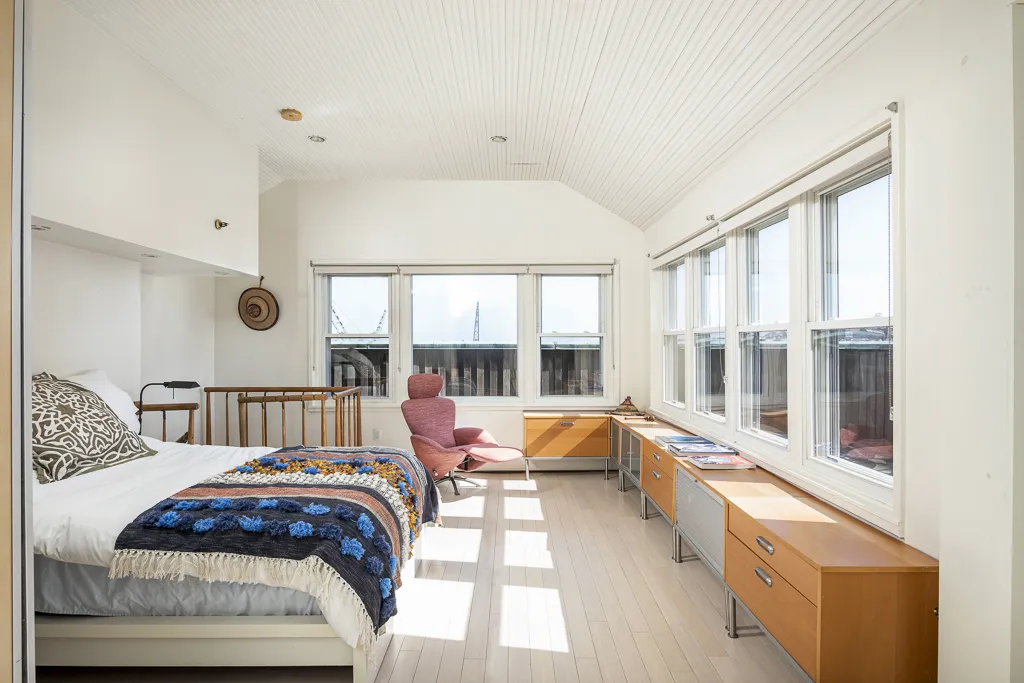 37 Winnisimmet St, East Boston