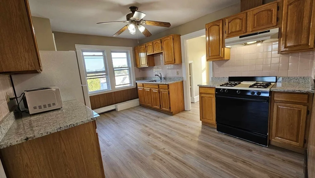 9 Sanger St, Medford