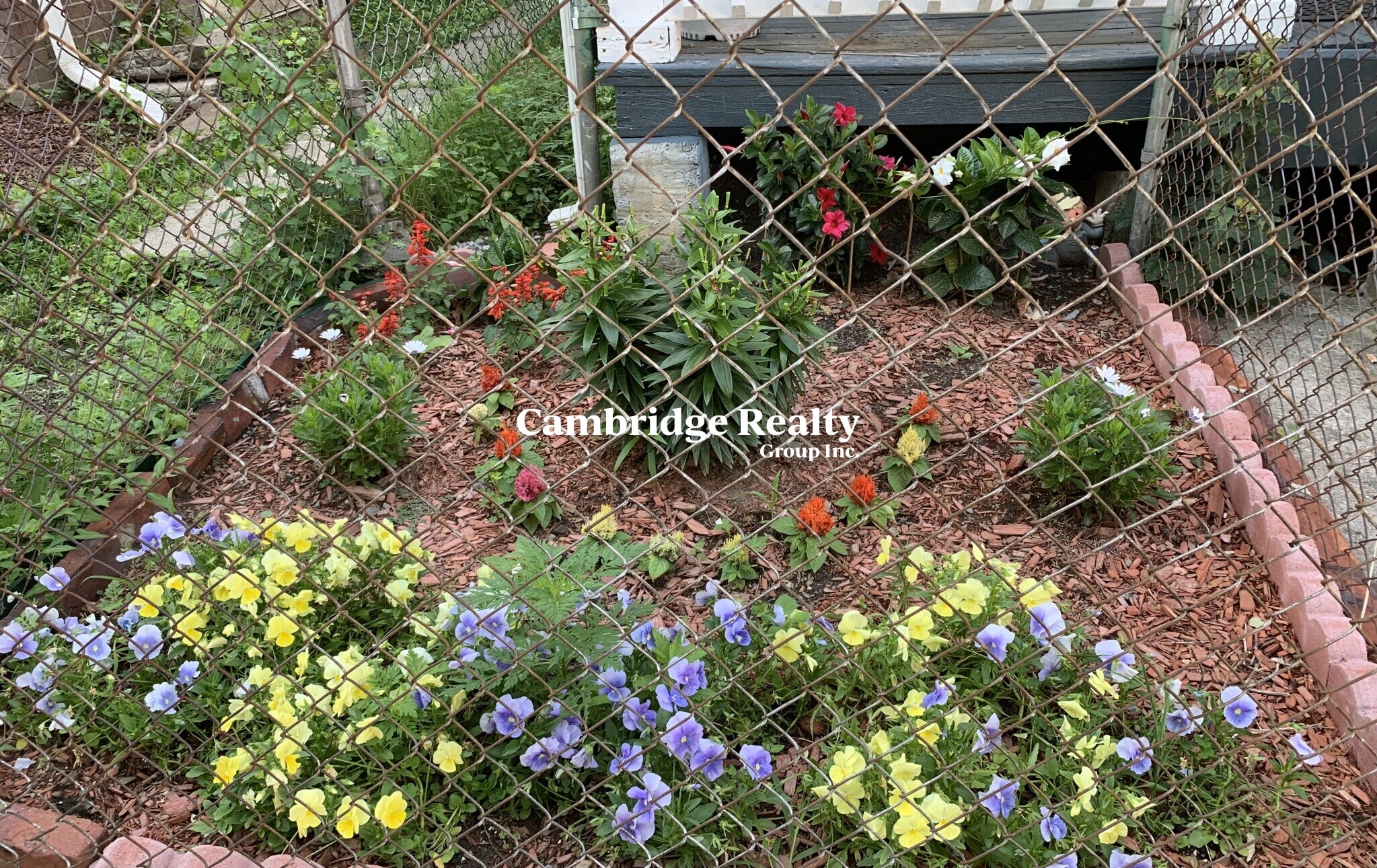 27 Pinckney St, East Somerville