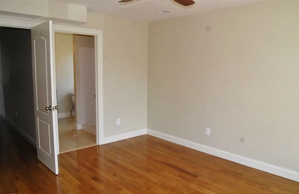 622 Trapelo Rd, Belmont