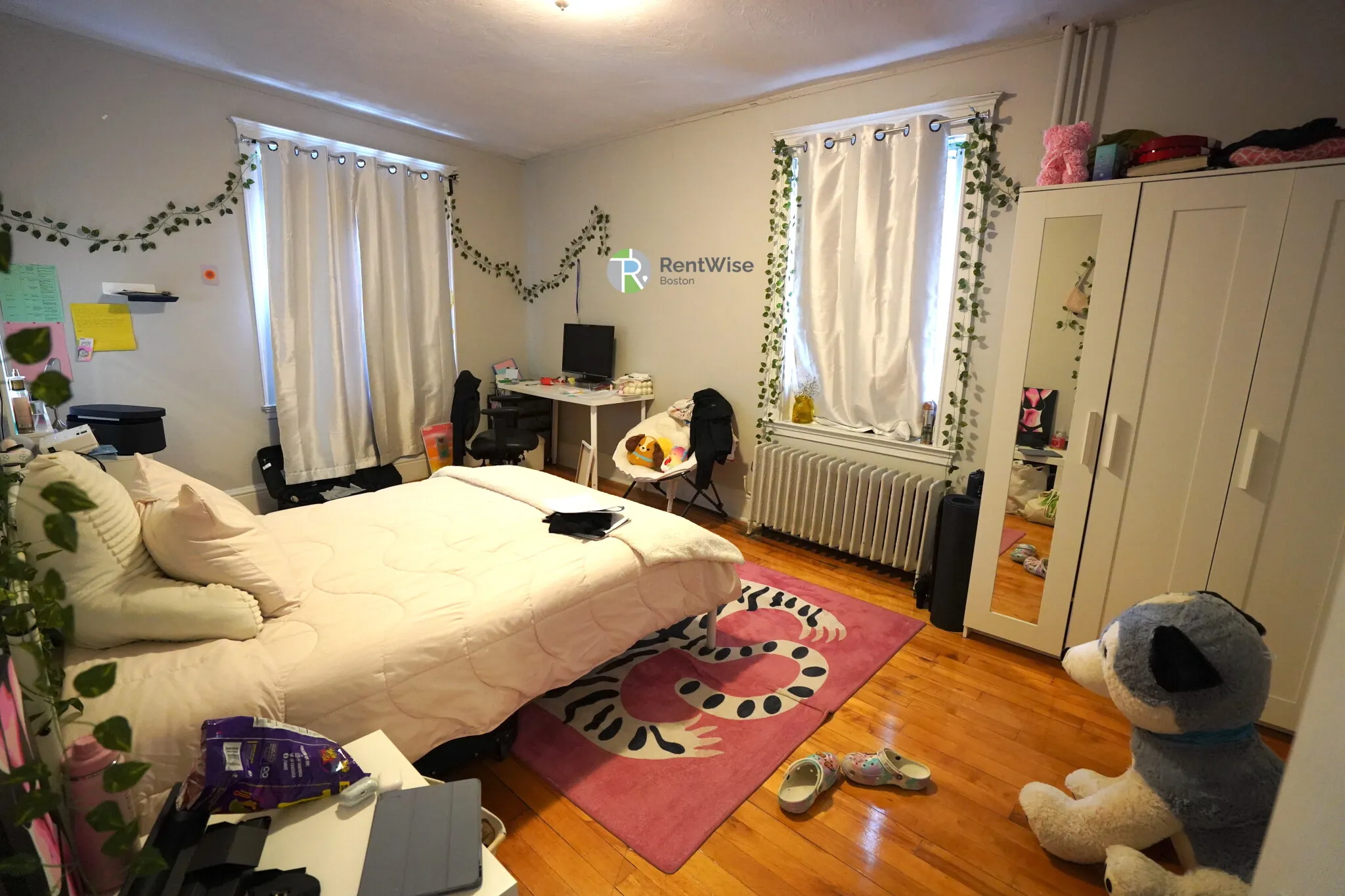 218 South St, Jamaica Plain