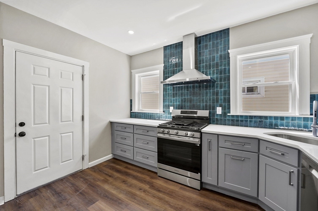 18 Lyon St, Dorchester