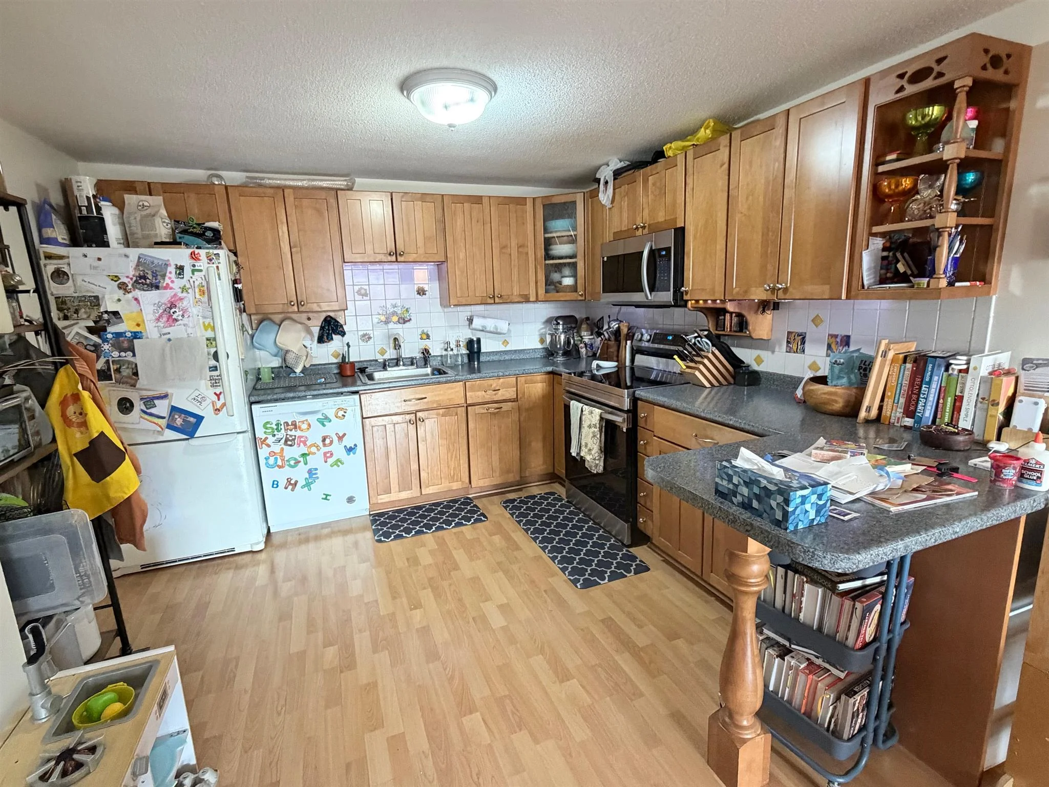 94 Beacon St, Ward Two