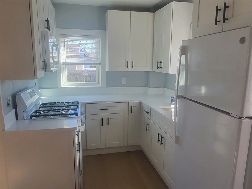 232 North St, North Weymouth