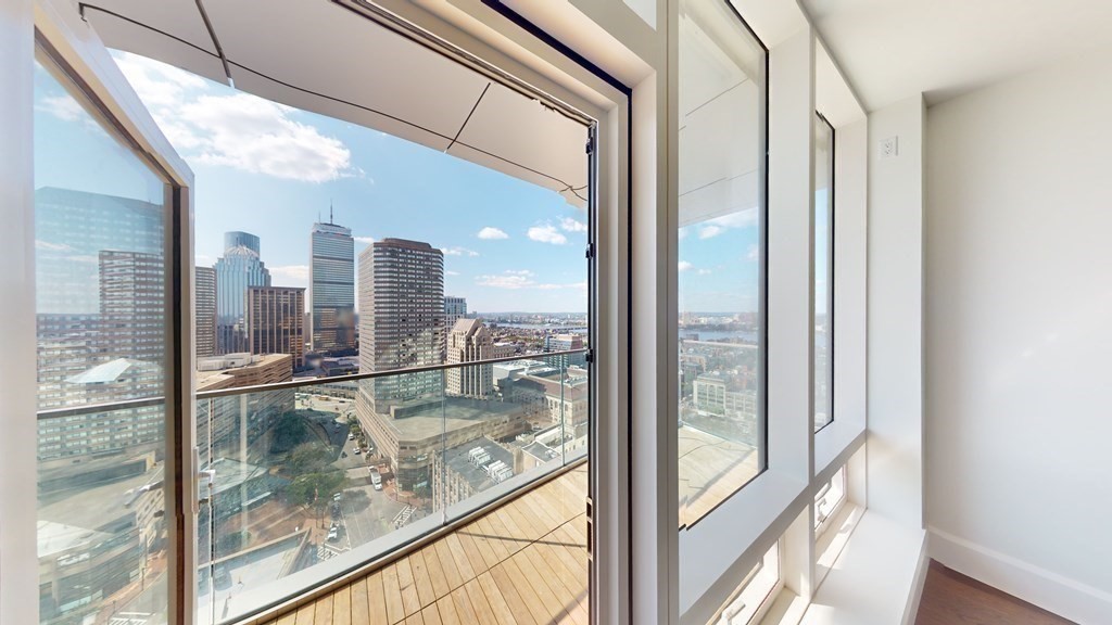 430 Stuart St, Back Bay