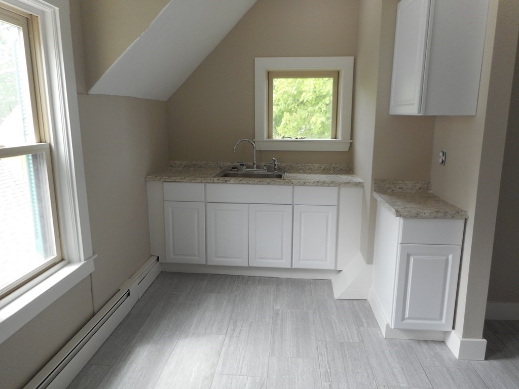 16 Forest St, Middleboro