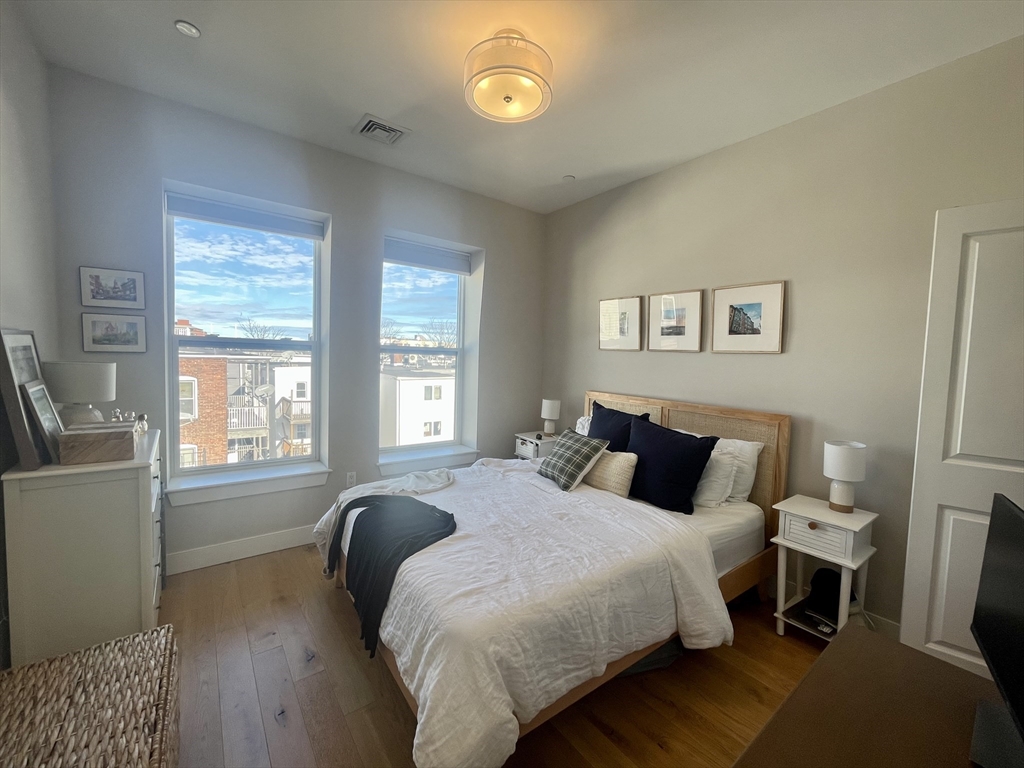 31 Orleans St, East Boston