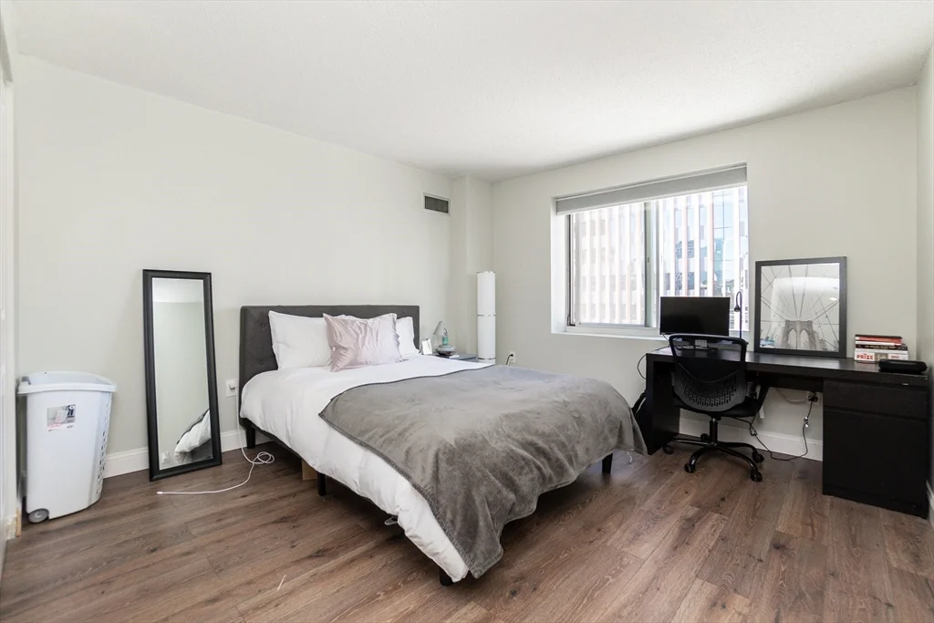 8-10 Museum Way, East Cambridge