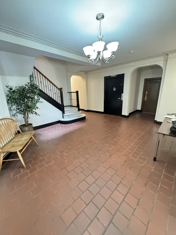 90 Kilsyth Rd, Brighton