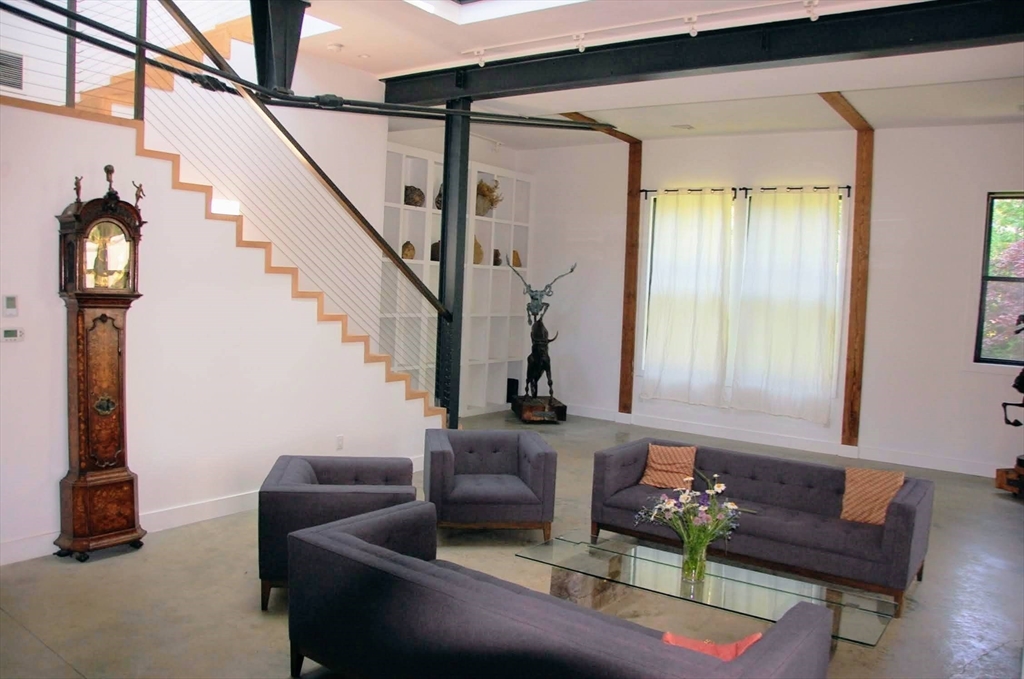 365 N Main, North Cohasset