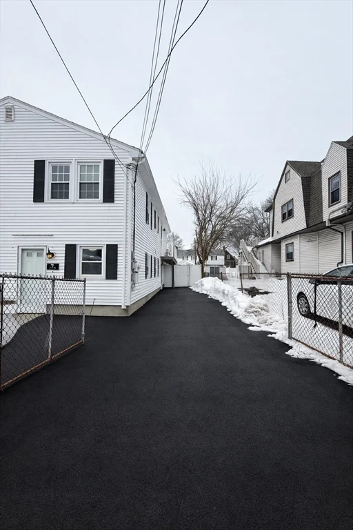 122 Central, Winter Hill