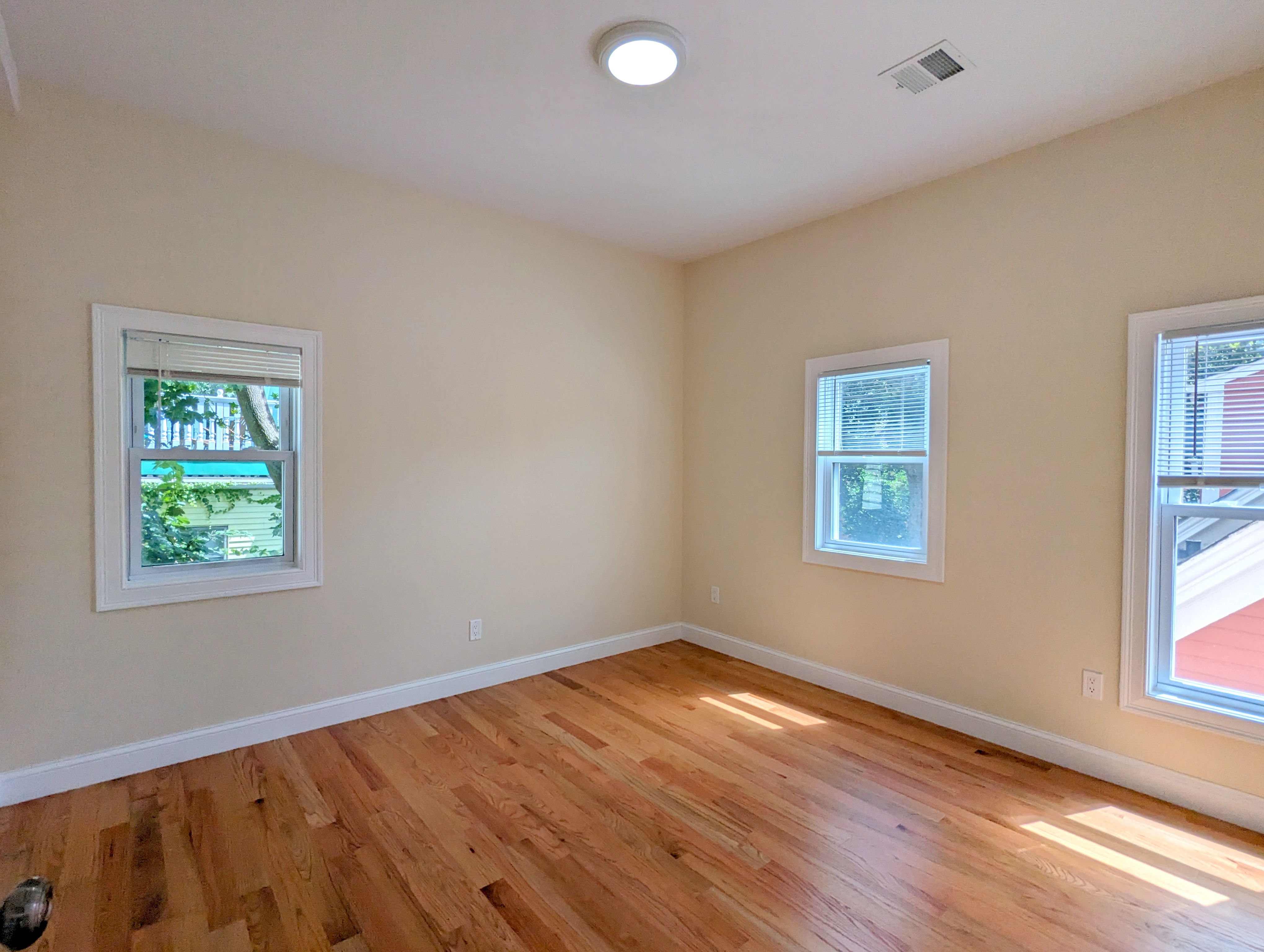 2 Sacramento Pl, Baldwin