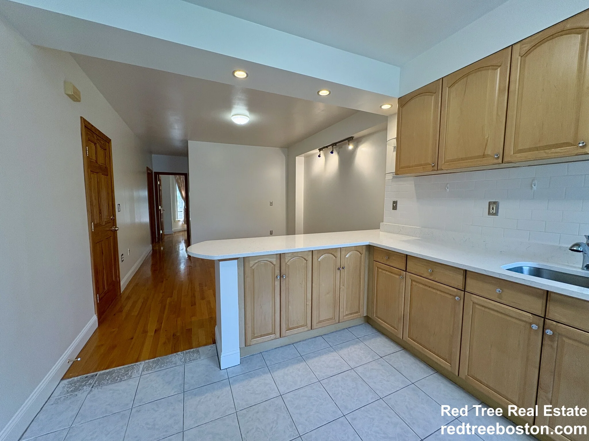 49 Dwight St, South End