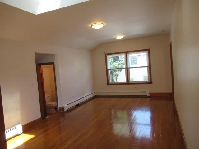 43 Pleasant St, Gloucester