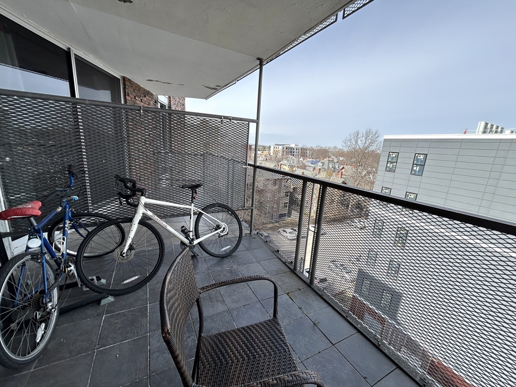 19 Winchester St, Coolidge Corner