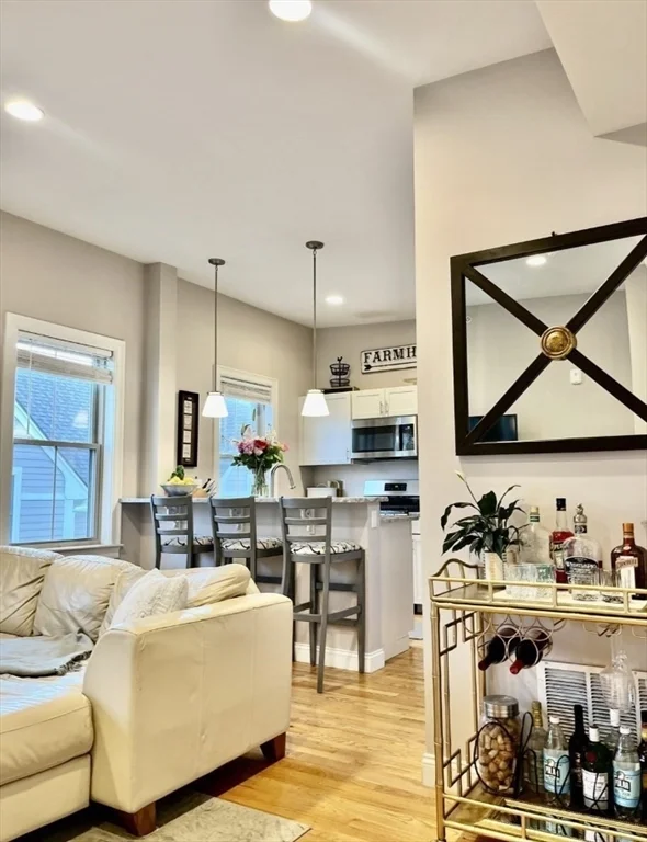 236 E St, South Boston