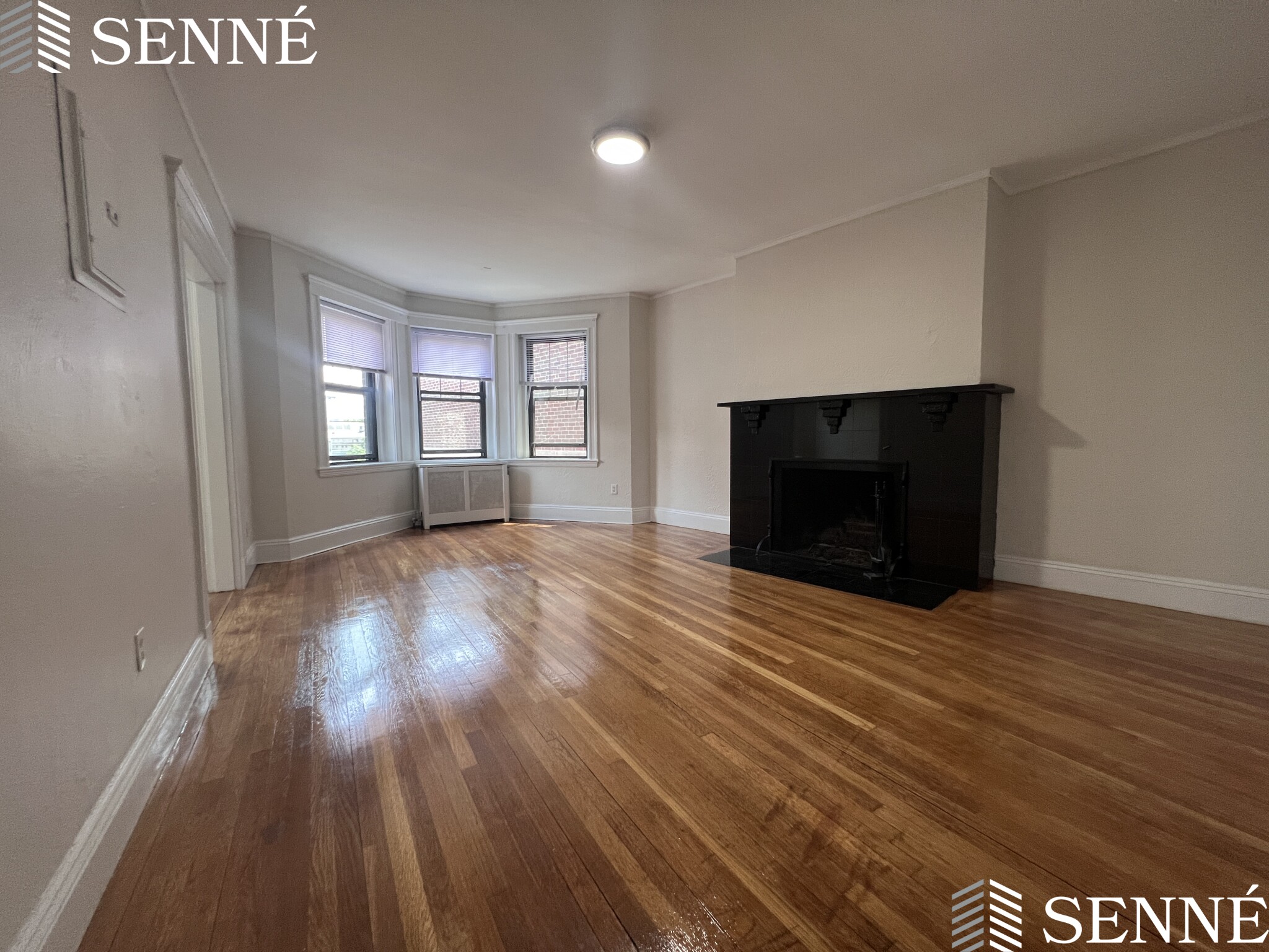 1558 Massachusetts Ave, Neighborhood Nine