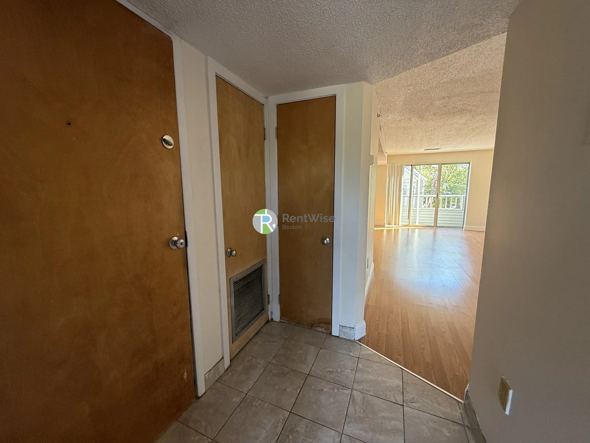 142 North Beacon St, Brighton