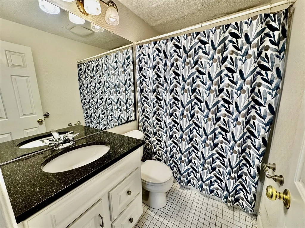 145 Essex Ave, Gloucester