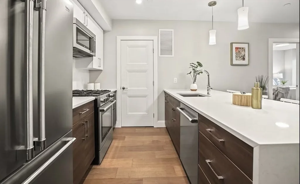 425 Lagrange St, West Roxbury