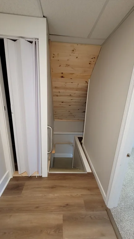 30 O'neil St, Hudson