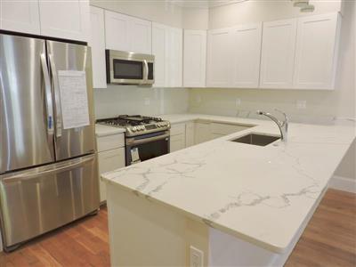 470 Green St, Riverside