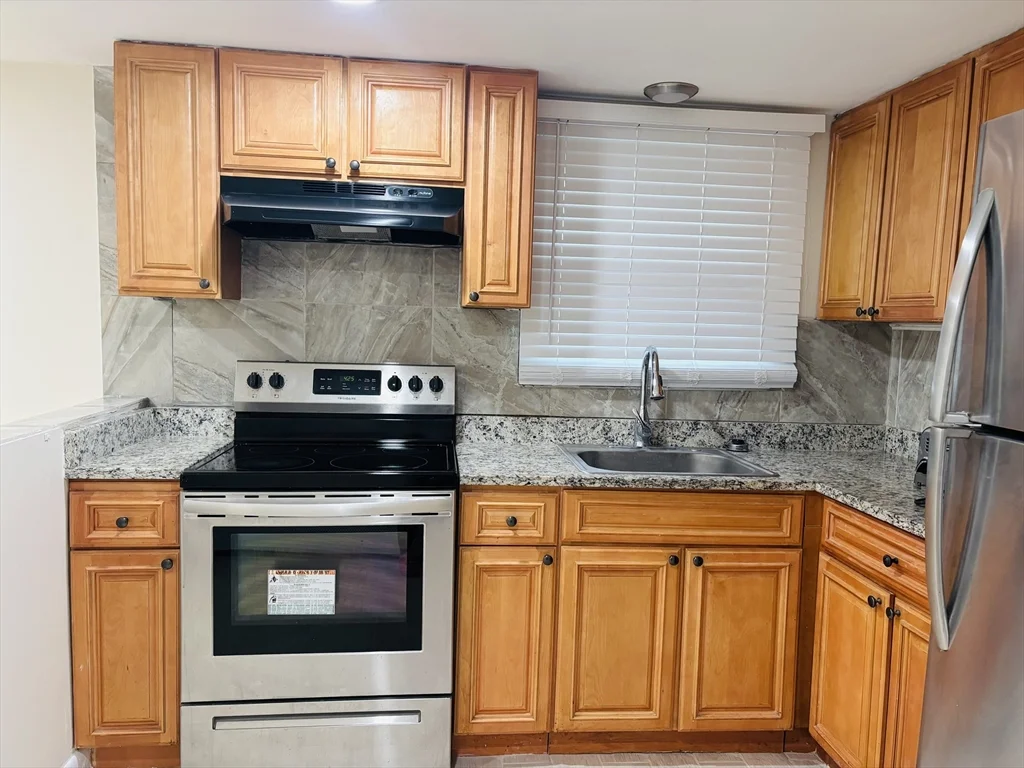 55 Woodlawn Ave, Chelsea