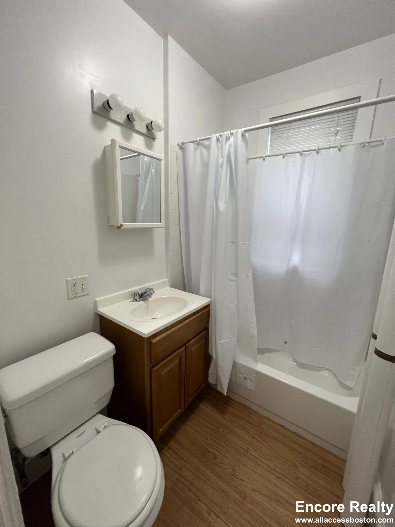 1175 Boylston St, Fenway