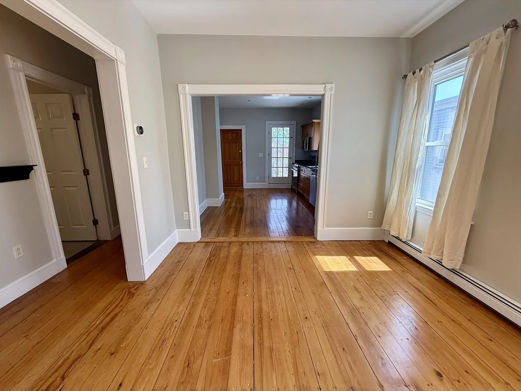 38 Goldsmith St, Jamaica Plain
