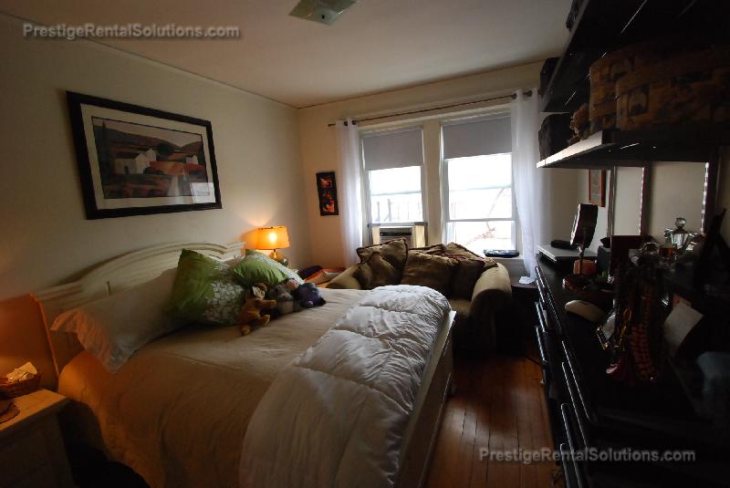 1822 Beacon St, Brookline
