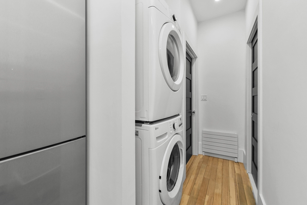 31 Pleasant St, Charlestown