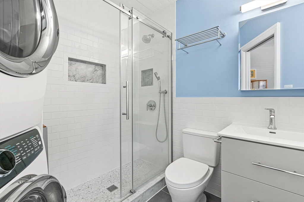 63 Atlantic Ave, Waterfront