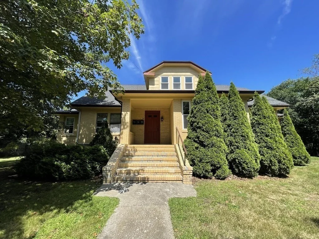 350 Plain, South Braintree