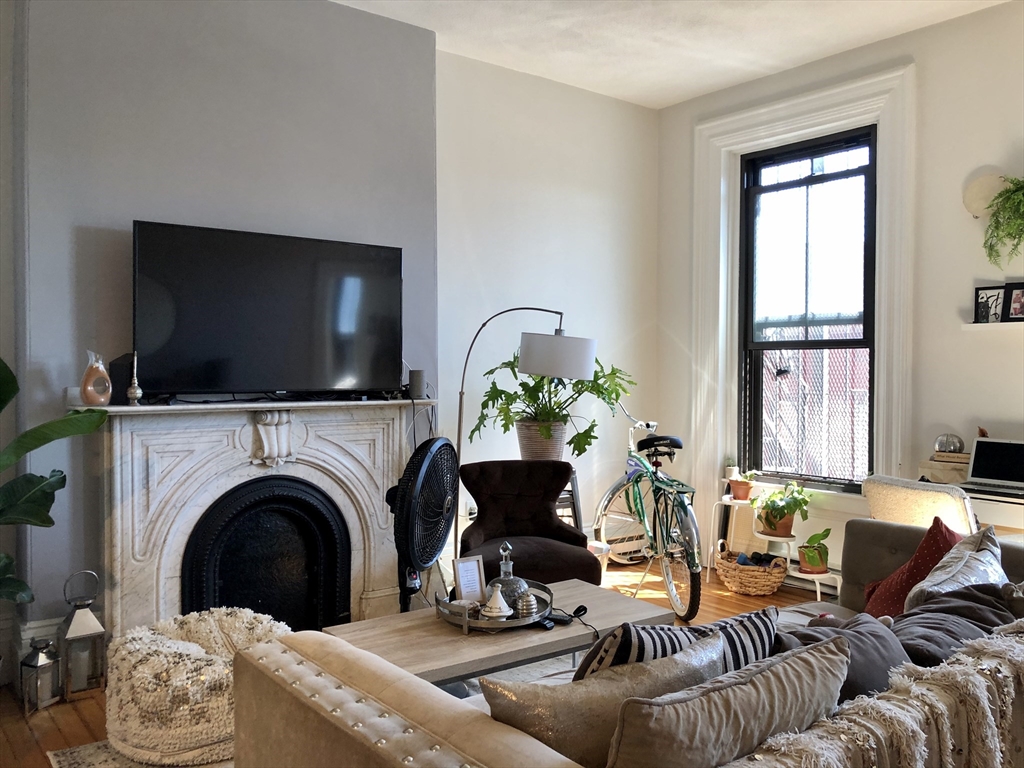 701 Massachusetts Ave, South End