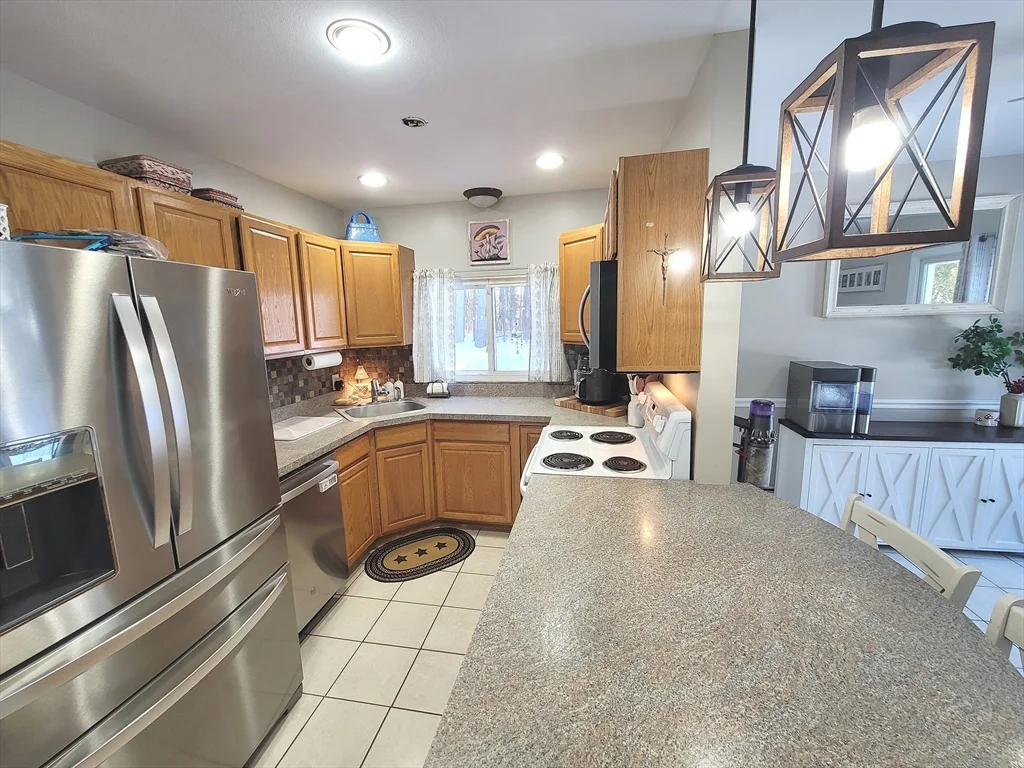 273 Forge Village Rd, Groton